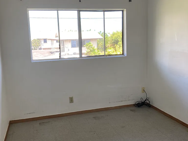 93 W Kawailani St #D — Photo 6
