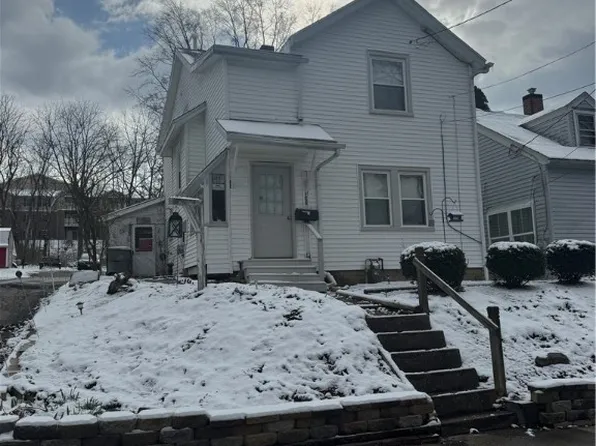 1005 Alfred St, Meadville, PA 16335