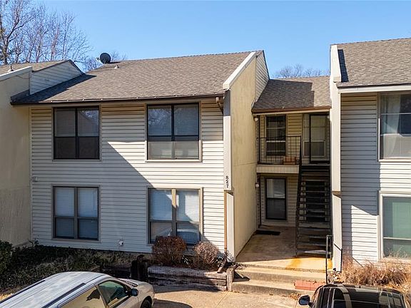 2nd image of 827 Red Bird Ln APT C