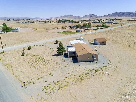 4th image of 40 Nadel Ln
