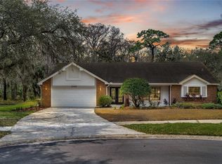 346 Carson Ln, Palm Harbor, FL 34684