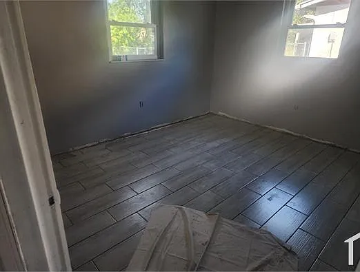 4 bed, $2,100 — Photo 4