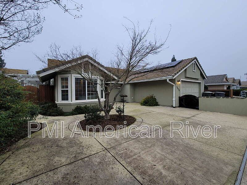 1st image of 5628 Bolton Way