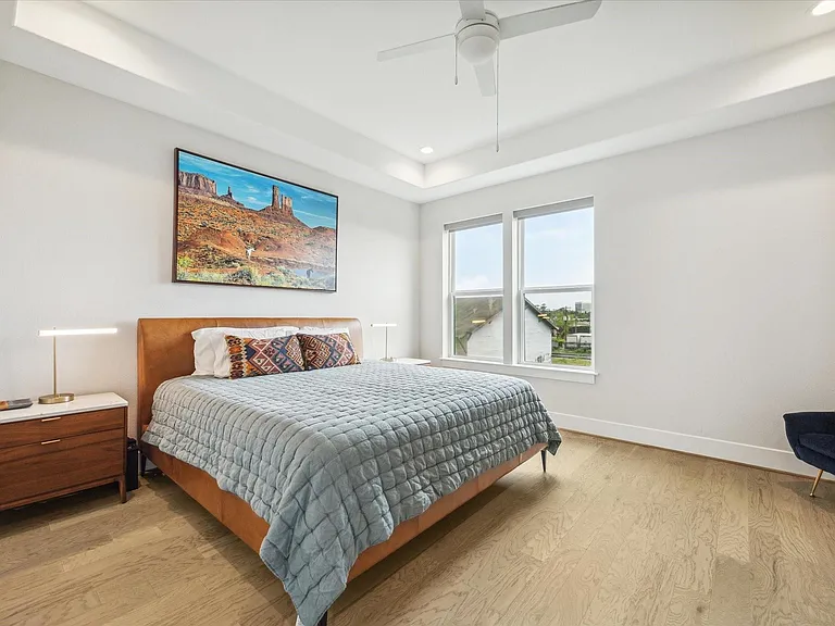 2803 Hicks St — Photo 12