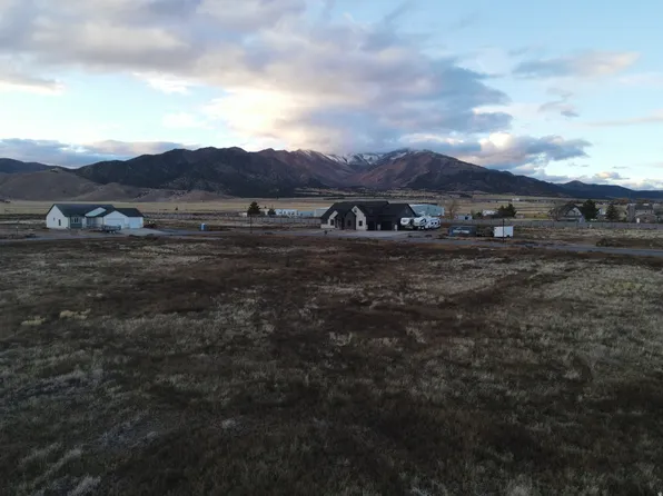 3067 W Prairie Dog Way, Saratoga Springs, UT 84045