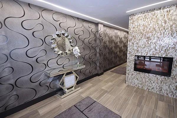 Sold by Starealty Estate LLC | media 33