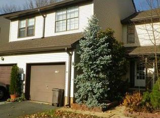 176 Longwood Dr, Manalapan, NJ 07726