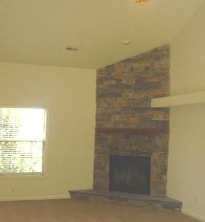 4th image of 2676 Whiteberry Dr