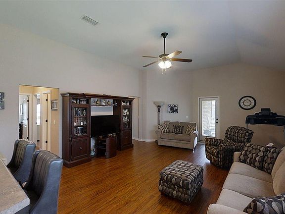 3rd image of 5783 Glenby Ct