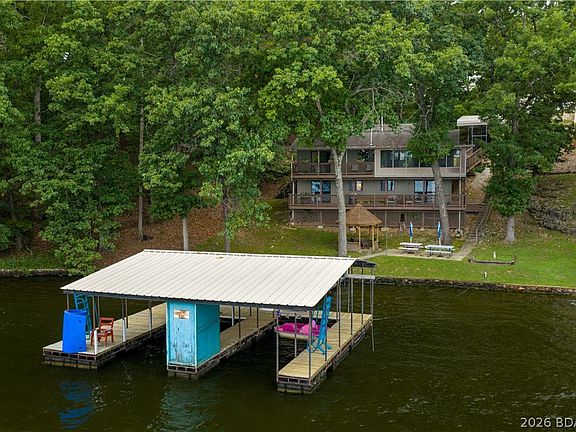 2nd image of 2084 Spring Cove Rd