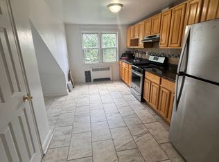 56 Vernon Ave FLOOR 2, Yonkers, NY 10704