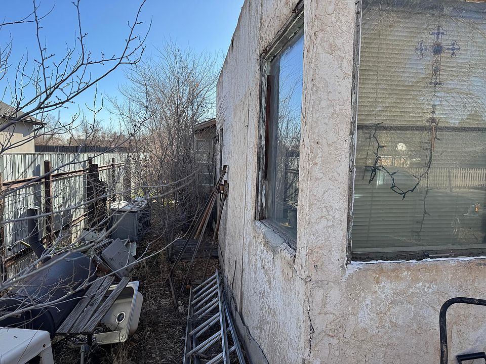 2nd image of 744 Adobe Rd NW