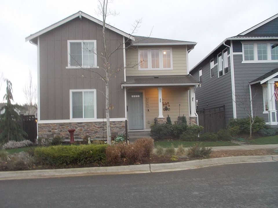 1st image of 23463 SE Fir St