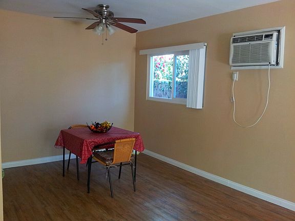 3rd image of 426 N Craig Ave