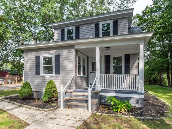 317 Inez Ave, Warwick, RI 02886