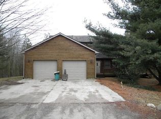 9933 N Gleaner Rd, Freeland, MI 48623