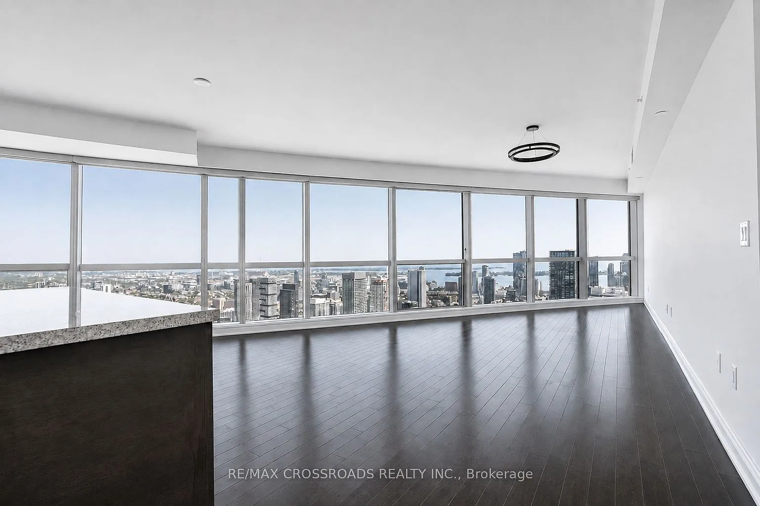 2 bed, $4,300 — Photo 2