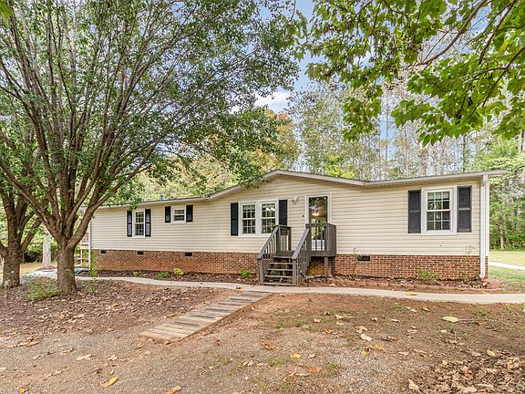 2nd image of 4148 Forest Ct