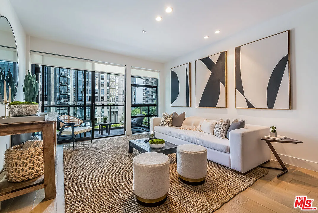 2 bed, 2.5 bath, 1724 sqft, $8,495 — Photo 1