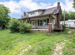 1715 W Academy St, Stoneville, NC 27025