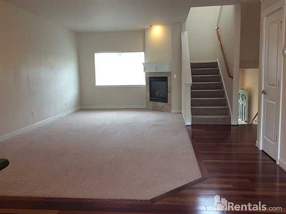 3rd image of 7343 Rainier Dr