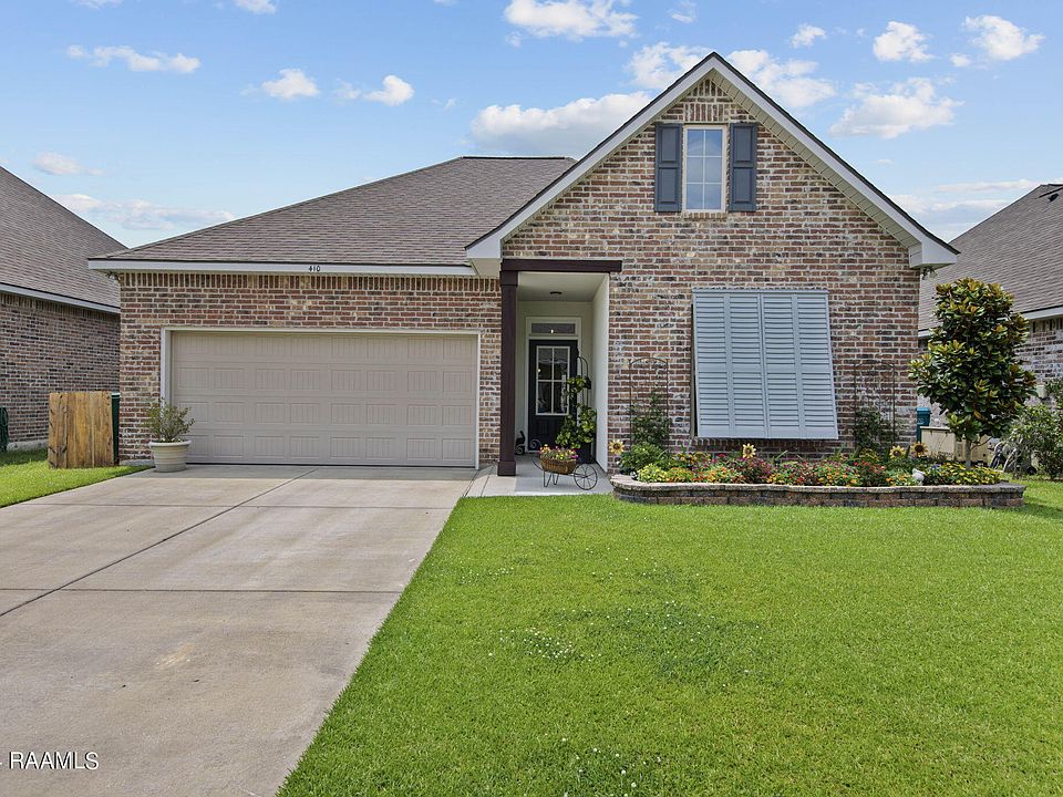 1st image of 410 Berg Ct
