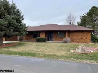 1202 Peacock Dr, Scottsbluff, NE 69361