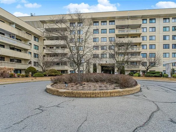 5 Windham Loop APT 7I, Staten Island, NY 10314