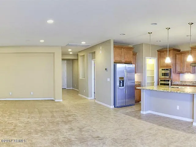 1472 E Flamingo Way — Photo 11