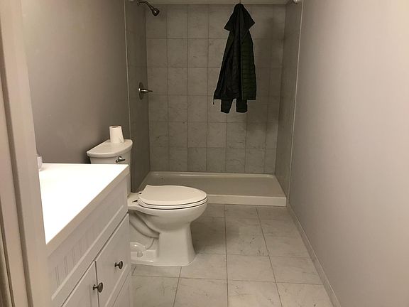 4th image of 8433 Highland Ln #1