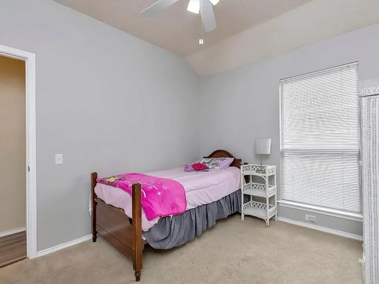 7817 Orland Park Cir — Photo 22