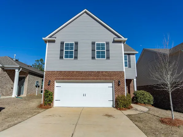 677 Johnnys Cv, Leeds, AL 35094