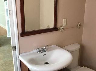 102 E Areba Ave, Hershey, PA 17033