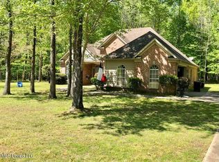 88 Timber Ridge Dr, Byhalia, MS 38611