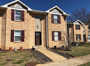 1960 Casa Dr, Arnold, MO 63010