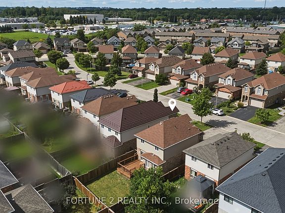 3rd image of 2901 Lemieux Walk