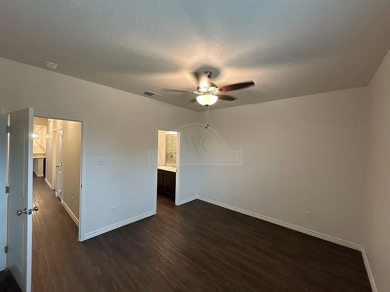 5104 Rose Garden Loop — Photo 17