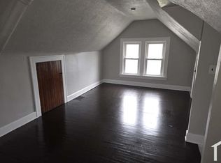 2184 W 100th St #UP, Cleveland, OH 44102