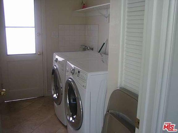 5th image of 1250 Princeton St