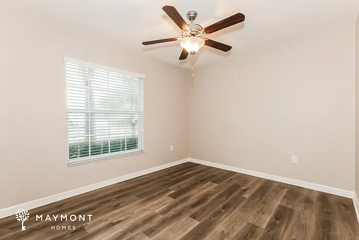 212 English Heritage Pl — Photo 11