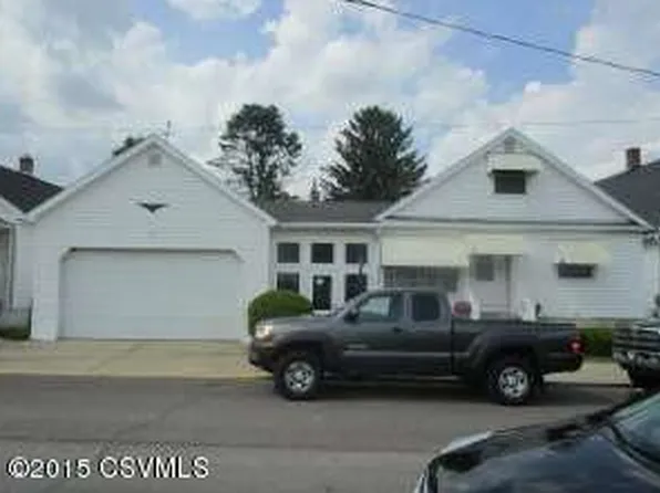 1428 Poplar St, Kulpmont, PA 17834