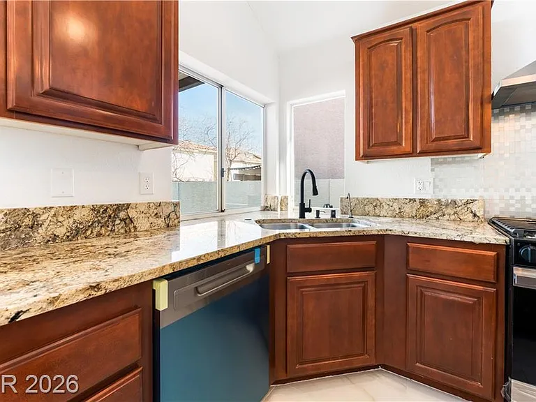 8640 Copper Ridge Ave — Photo 26