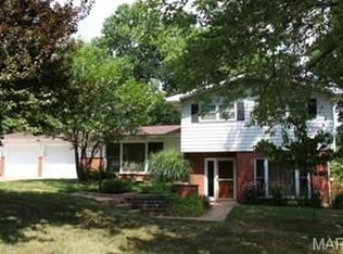 12017 Theiss Rd, Saint Louis, MO 63128