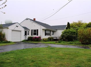 405 Metacom Ave, Bristol, RI 02809