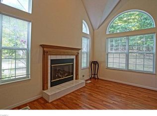 4898 Quarry Ln #47, Richmond Heights, OH 44143