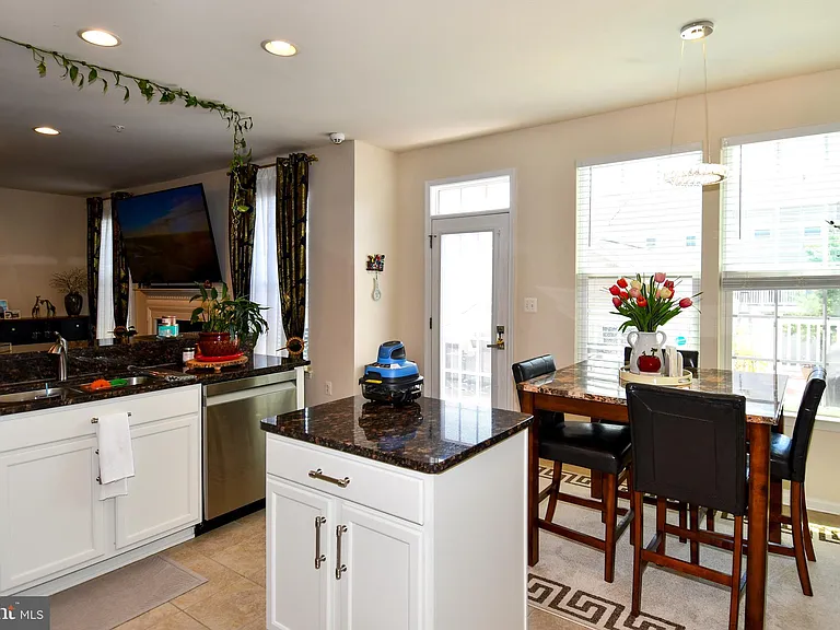 11830 Steeplebush Dr — Photo 14