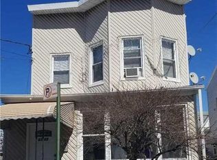 3337 96th St, Corona, NY 11368