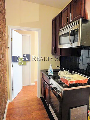 Rented by DSA Realty | media 41