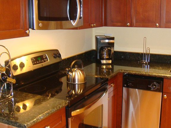 New Stainless Steel Appliances and Granite Counter Tops