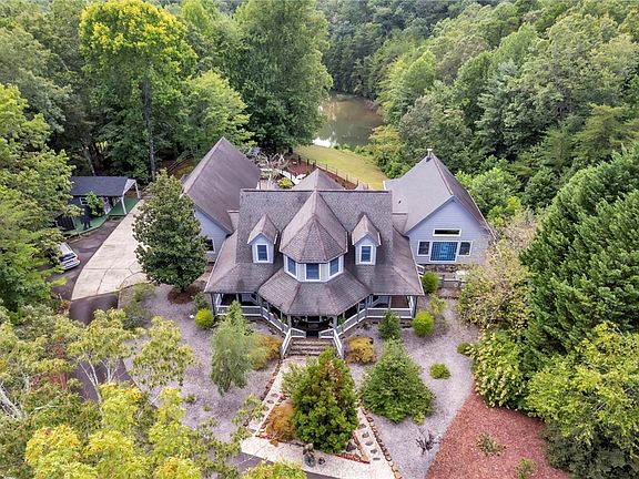 2nd image of 214 Raven Cliff Rd